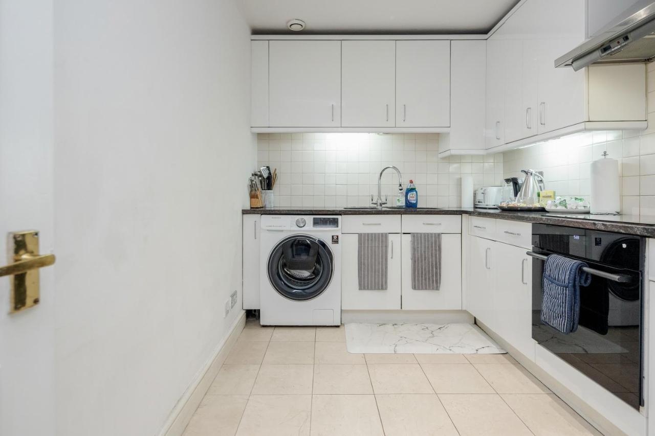Oxford Street Homestay London Ngoại thất bức ảnh