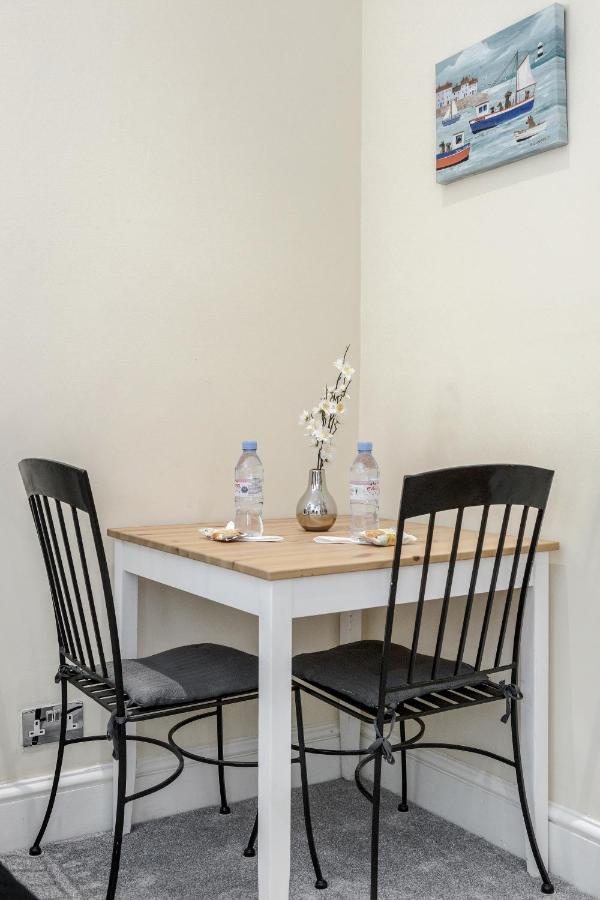 Oxford Street Homestay London Ngoại thất bức ảnh