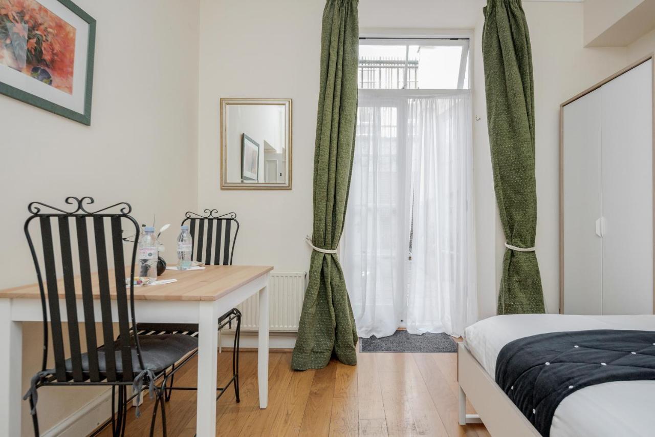 Oxford Street Homestay London Ngoại thất bức ảnh