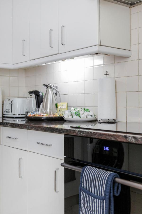 Oxford Street Homestay London Ngoại thất bức ảnh