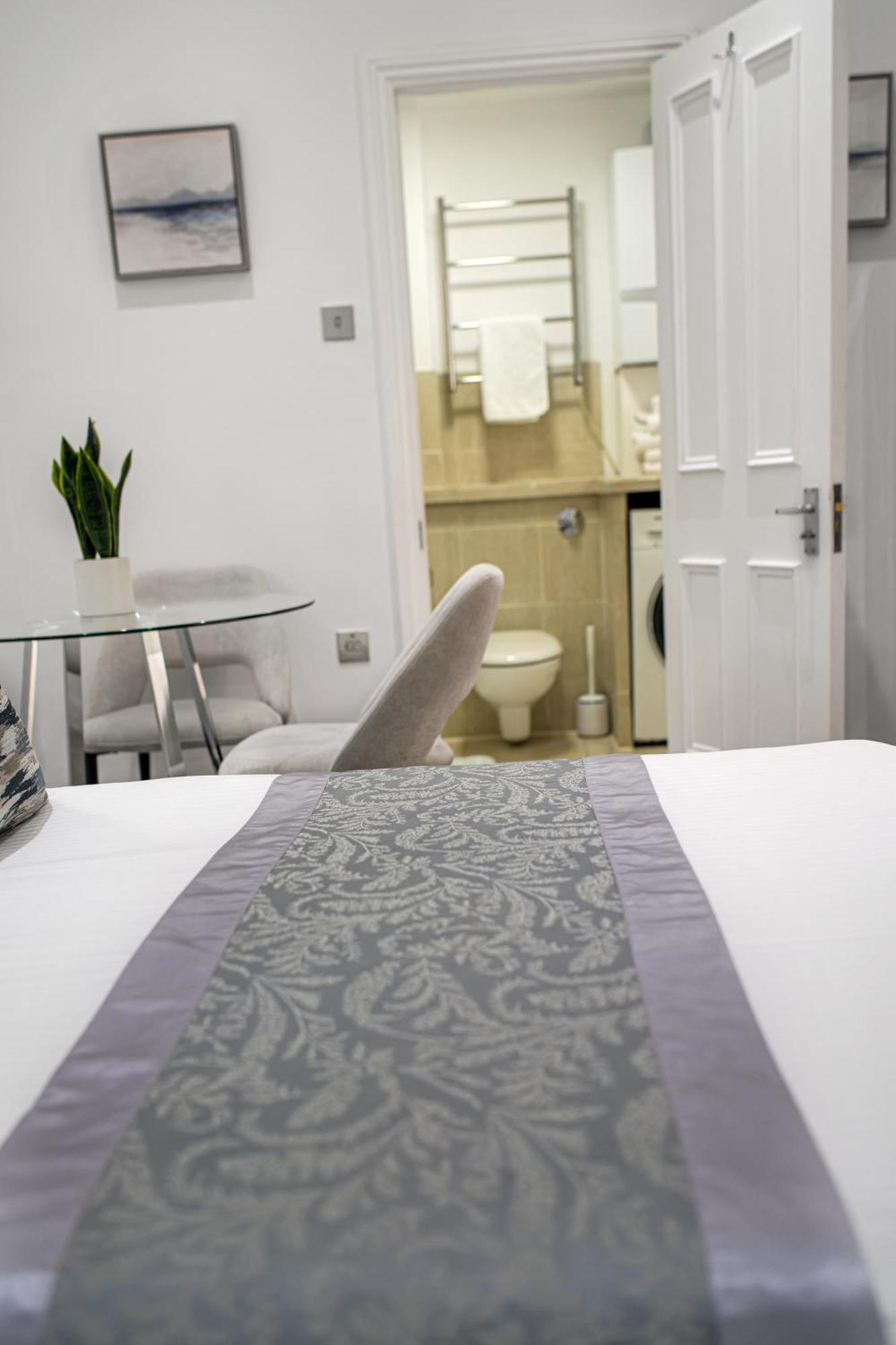Oxford Street Homestay London Ngoại thất bức ảnh